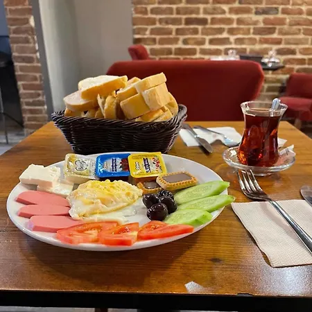Aysa Hotel