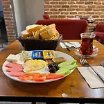 Aysa Hotel
