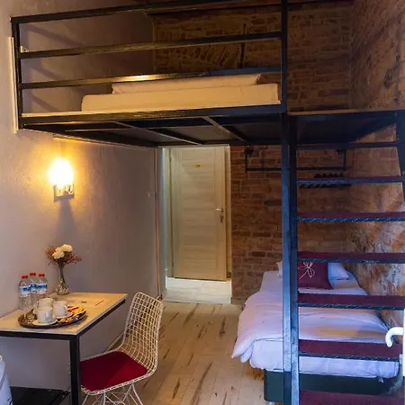 Aysa Otel 3*