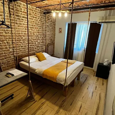 Aysa Hotel 3*