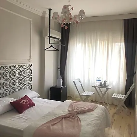 Aysa Hotel 3*