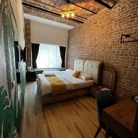 Aysa Hotel